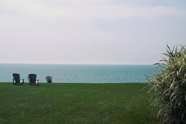Davids Bistro overlooking Lake Erie