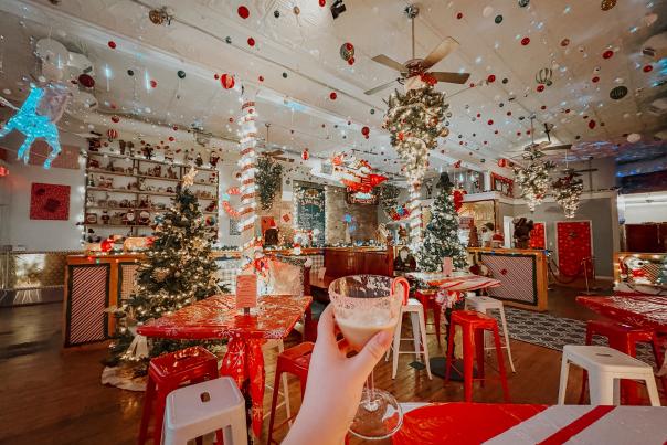 J Ho Ho B in Springfield, Missouri