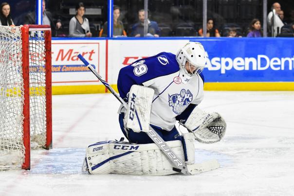 Syracuse Crunch Goalie makes a save