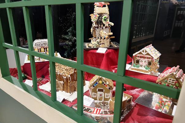 Erie Canal Museum Gingerbread Gallery