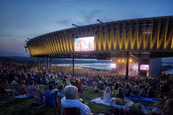 Crowd Enjoying Lawn Seats at Lakeview Amphitheater, Miranda Lambert Concert