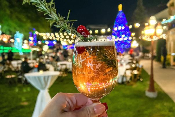 South Coast Winery Celebrates Thanksgiving, Tree Lighting Ceremony