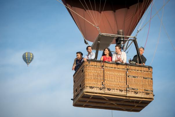 Meeting Group Hot Air Ballooning In Temecula Valley