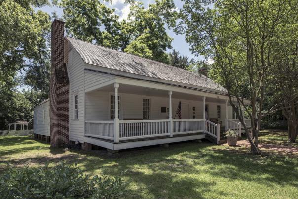 The Sterne Hoya House