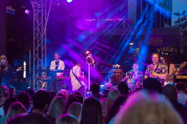 Houston_Party on the Plaza