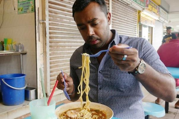 Suresh Doss - Eating Noodles