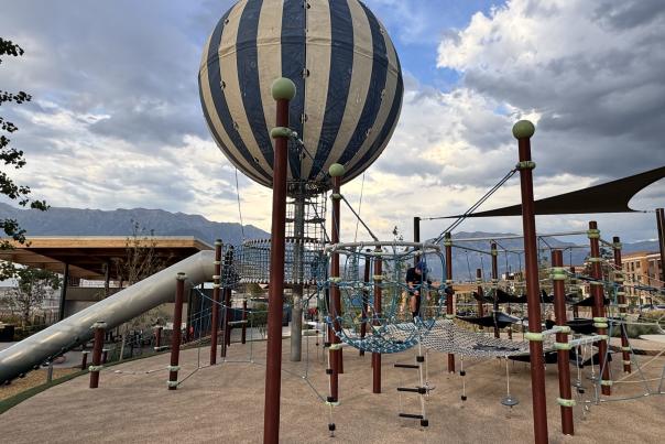 Hot air balloon climbing structure at Berliner Park in Utah City, Vineyard