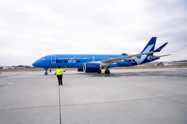 Breeze Airplane at BTV