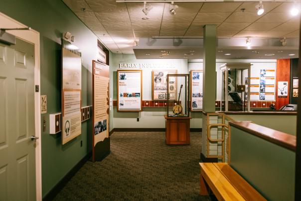 Ralph Stanley Museum and Traditional Mountain Music Center