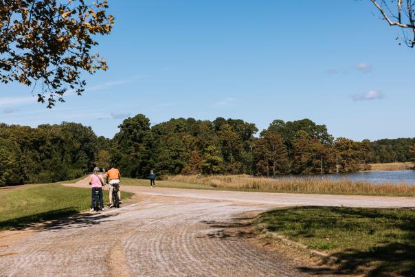 Colonial Parkway