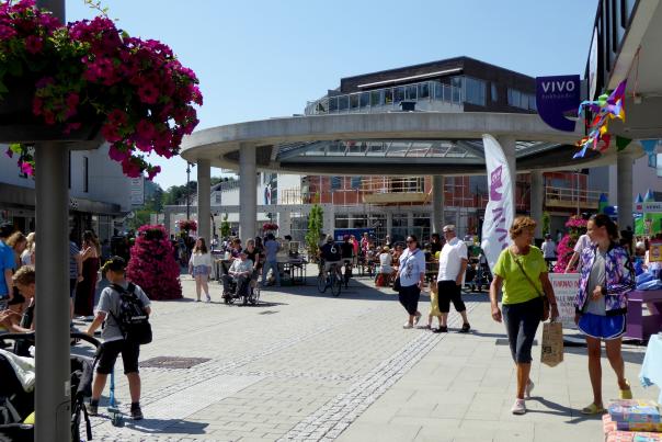 Lyngdal shopping street