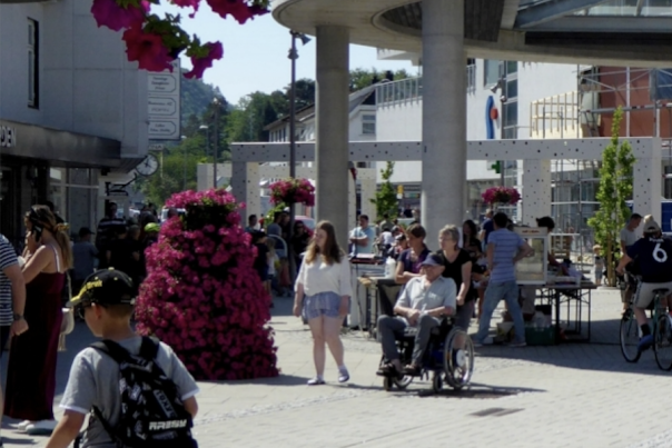 Lyngdal Shopping Street