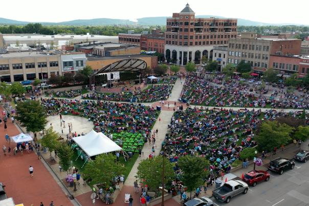 Concert on the Square