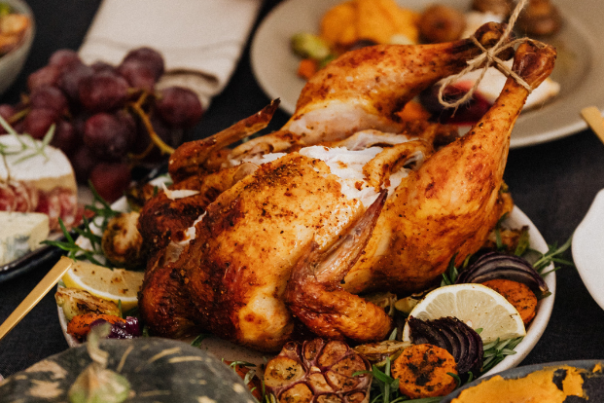 Thanksgiving table
