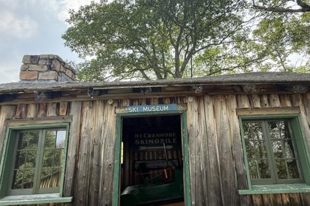 Cranmore Opens New Summit Ski Exhibit