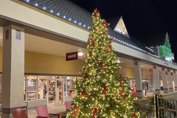 Tanger Outlets Holiday Shopping