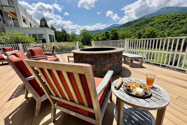 Glen House Exterior with Lunch