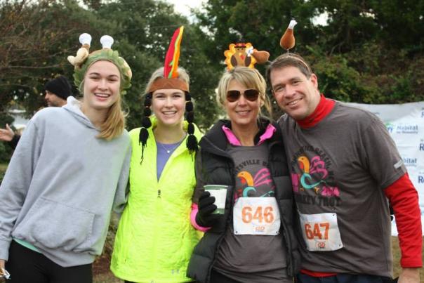 Wrightsville Beach Turkey Trot participants