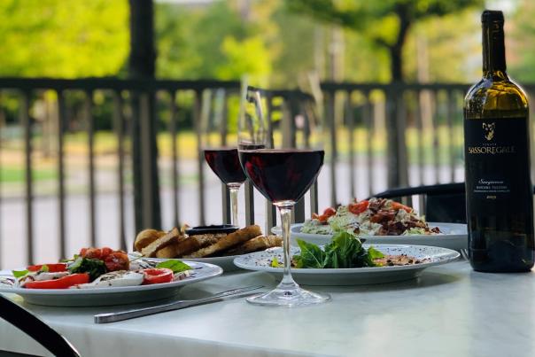 Porta'Vino Patio in The Woodlands, Texas