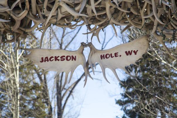 Jackson-Hole-Downtown---Antler-Arch---Teton-County