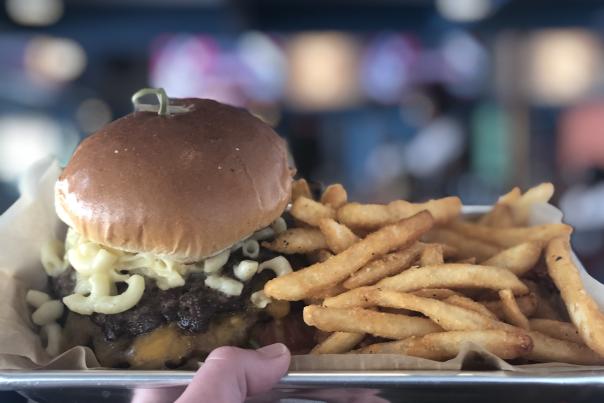 Papa Doc's Lake Wylie Burger