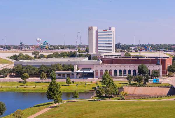 Convention Center Dan Pope