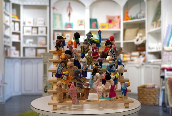 Mew + Co shop downtown