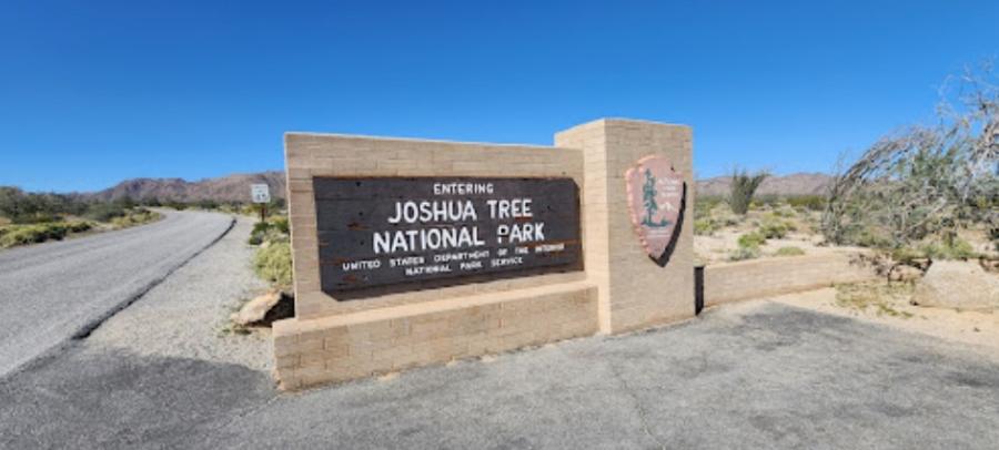 Cottonwood Springs Road Entry sign to Joshua Tree