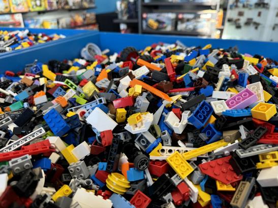 Bricks & Minifigs | credit Experience Rochester