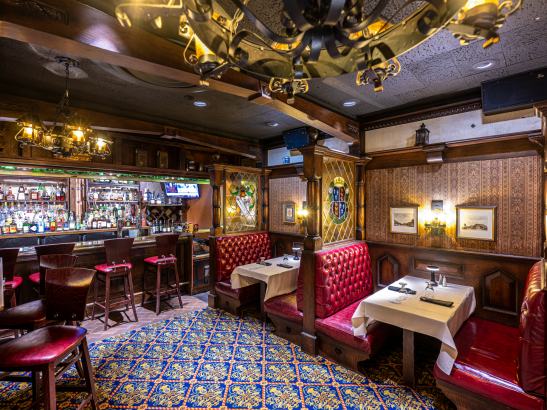 Lord Essex Tavern & Grill
