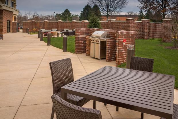 Courtyard Largo D