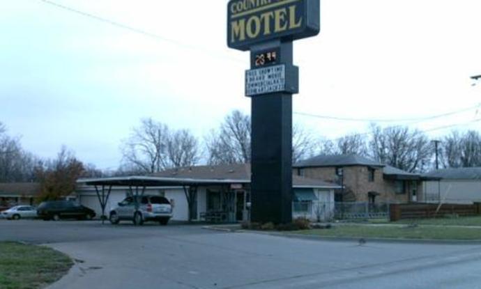 Country Club Motel