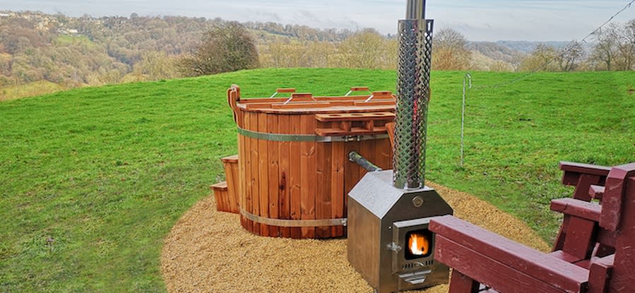 Westley Farm - a hot tub with a view!