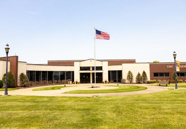 Front of the National Quilt Museum