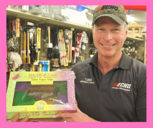 Tubbshardware king cake_circleborder
