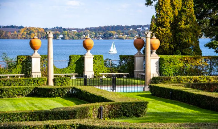 Geneva on the Lake