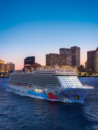 Take a Cruise Out of New Orleans