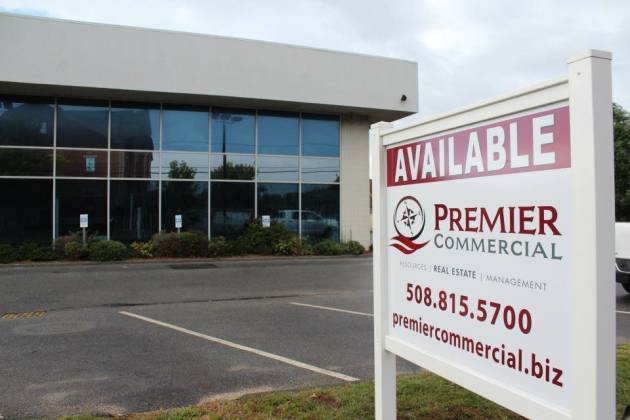 PremierCommercial-SignandBldg