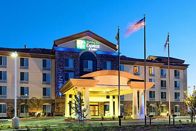 Holiday Inn Express Herndon