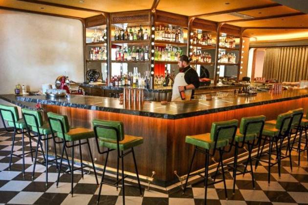 the red room bar
