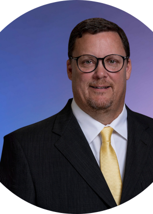 Craig Howard (headshot)