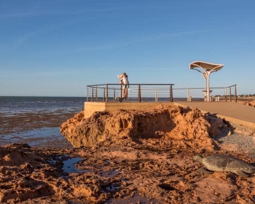 town of port hedland cemetery beach viewing platform