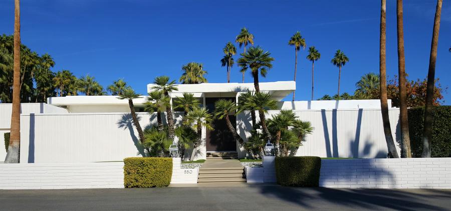 Goldy Hawn, 550 W Via Lola, Palm Springs, home she and Curt rented.