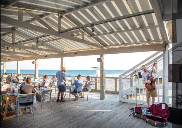 Live music on Crystal Pier with ocean views in Wrightsville Beach