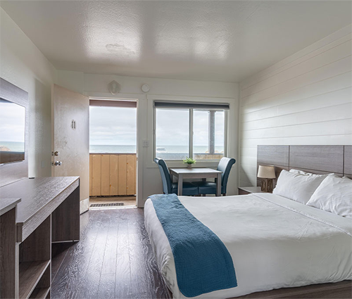 Sea Breeze Motel Guest Room