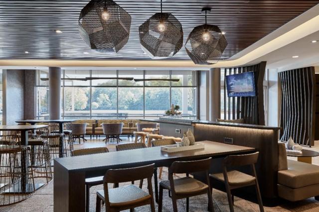 SpringHill Suites Cafe