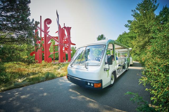 Tram tour photo shoot at Frederik Meijer Gardens & Sculpture Park, 2018. Art: Aria by Alexander Liberman