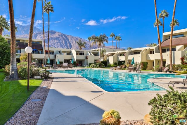 Hugh Kaptur Smoke Tree Racquet Club Condos