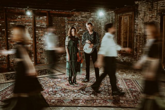 Hank, Pattie & The Current at The Music House