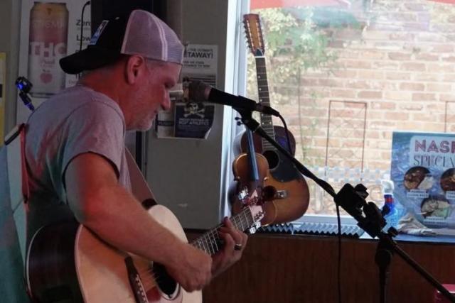 Sunday Sessions w. Mark Oliver